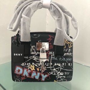 Dkny graffiti crossbody bag beautiful leather